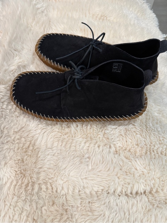 Men\'s Black Suede Chukka Boots with Contrast Stitching main image 5